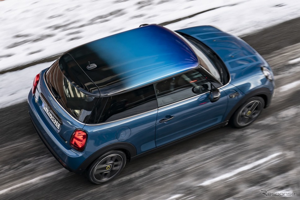 MINI クーパー SE 改良新型《photo by MINI》