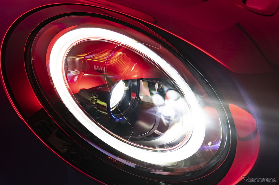 MINI クーパー SE 改良新型《photo by MINI》