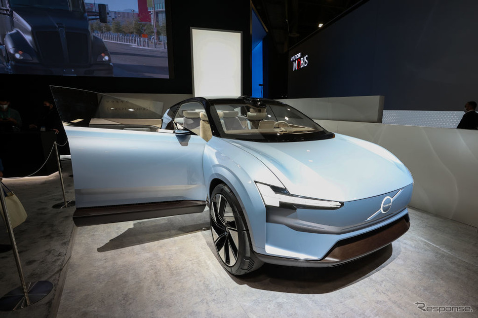 ボルボ(CES 2022)《Photo by Tayfun Coskun/Anadolu Agency via Getty Images/ゲッティイメージズ》