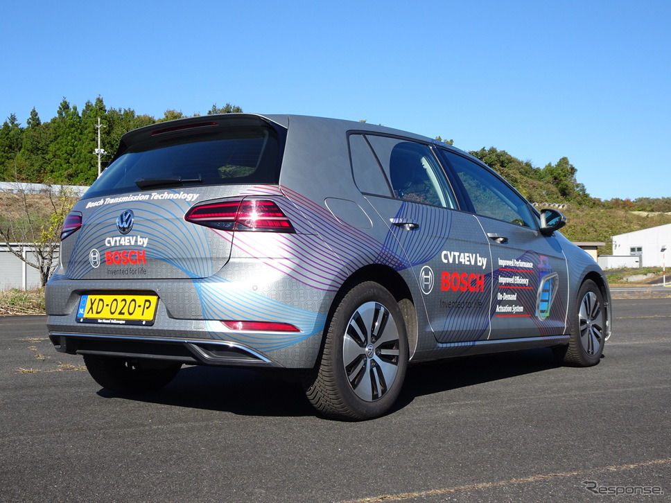 CVT4EVを搭載したデモカー《写真撮影 保知明美》