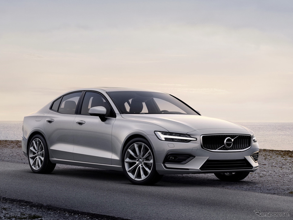 ボルボS60《photo by Volvo Cars》