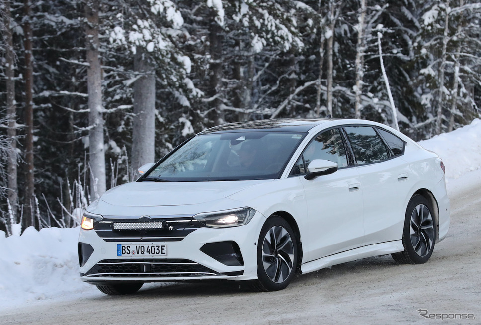 VW エアロB(仮)プロトタイプ(スクープ写真)《APOLLO NEWS SERVICE》