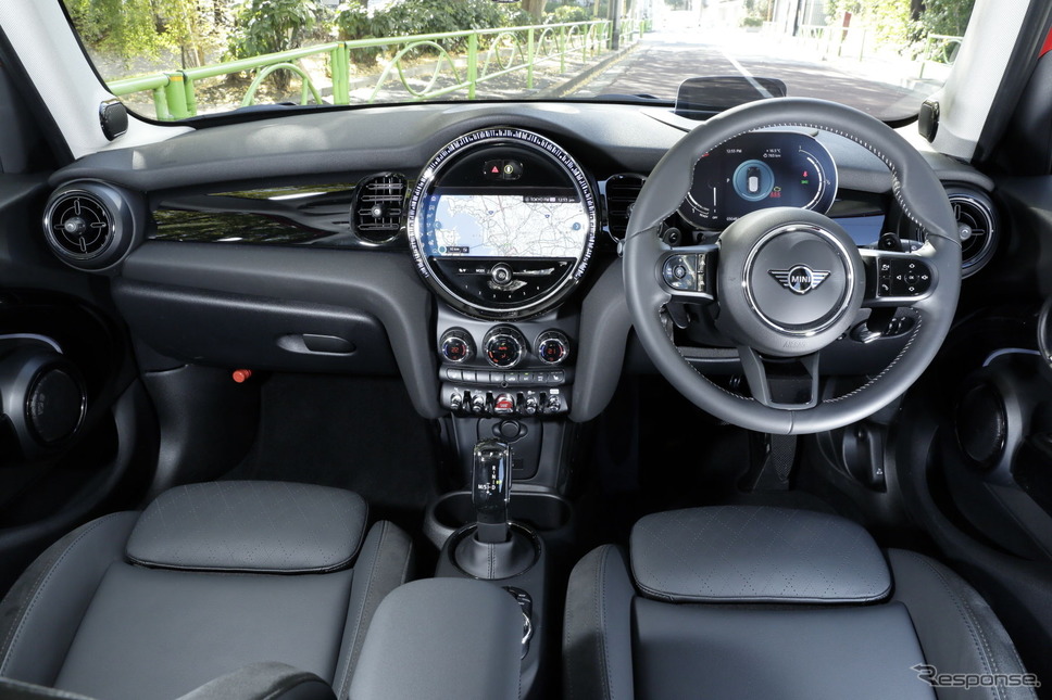 MINI クーパーSD 5ドア《写真撮影 南陽一浩》