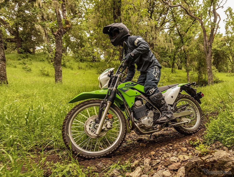 カワサキ KLX230S《写真提供 カワサキモータースジャパン》