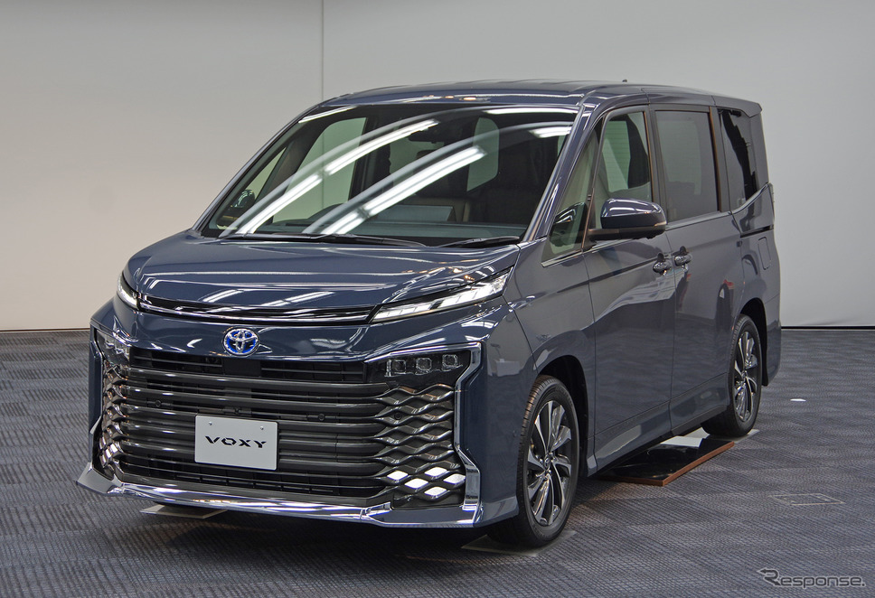 トヨタ ヴォクシー 新型《写真撮影 宮崎壮人》