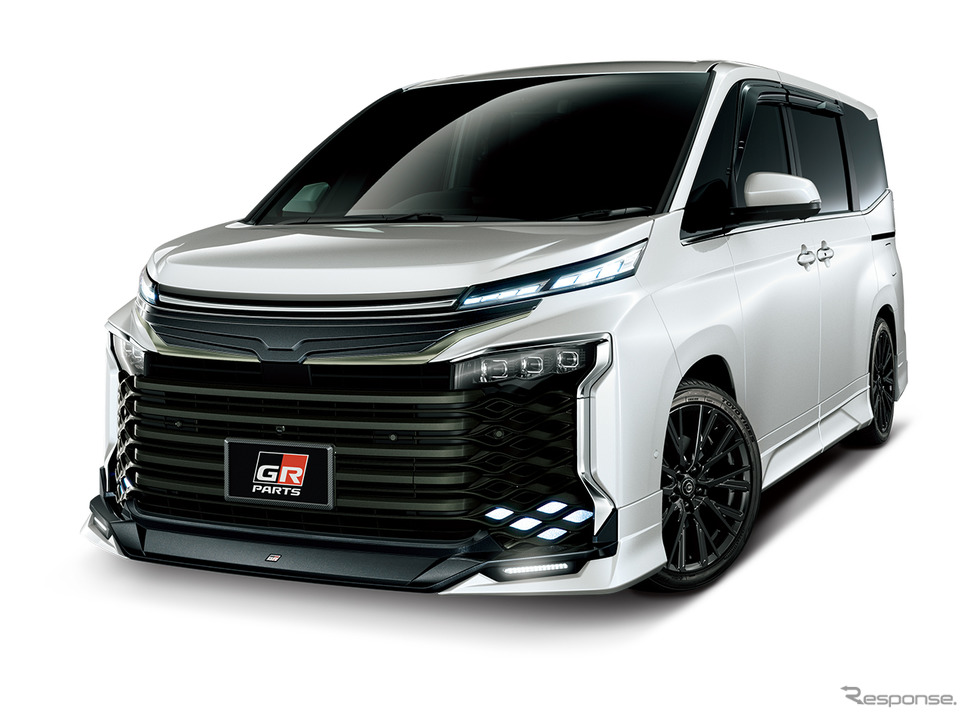 トヨタ ヴォクシー GRエアロパーツ《写真提供 トヨタカスタマイジング＆ディベロップメント》