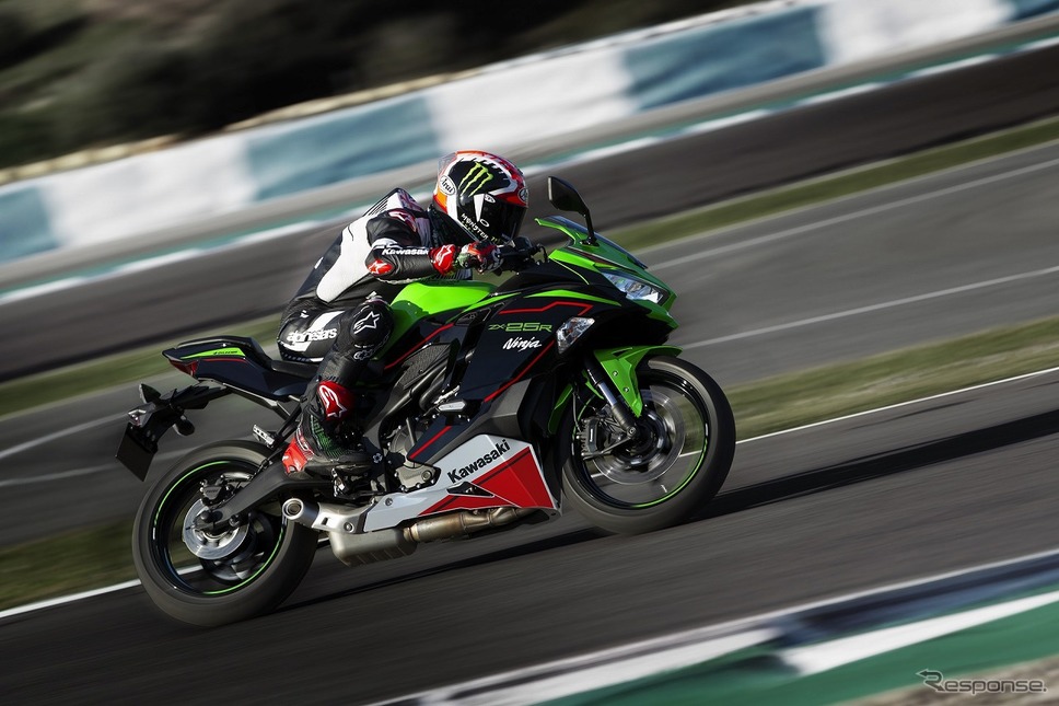 Ninja ZX-25R SE KRT EDITION イメージ《写真提供 カワサキモータースジャパン》
