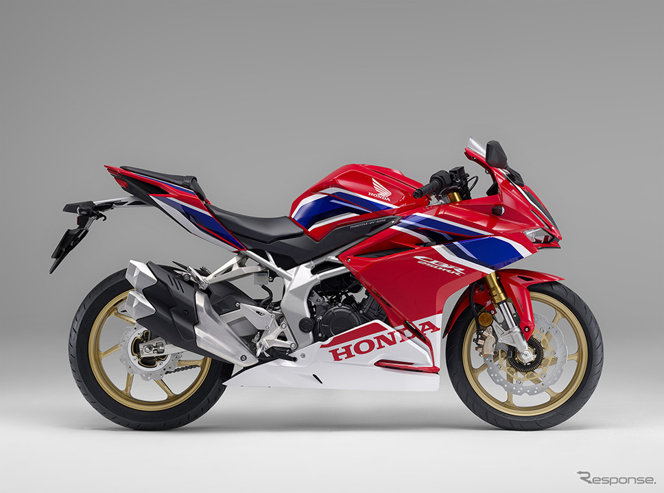 ホンダ CBR250RR(グランプリレッド・ストライプ)《写真提供 本田技研工業》