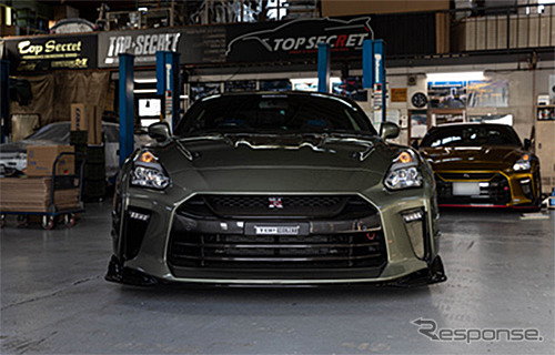 トップシークレット スーパー GT-R(2011 ニッサン GT-R ブラックエディション)《写真提供 ヤフー/BH AUCTION/東京オートサロン実行委員会》