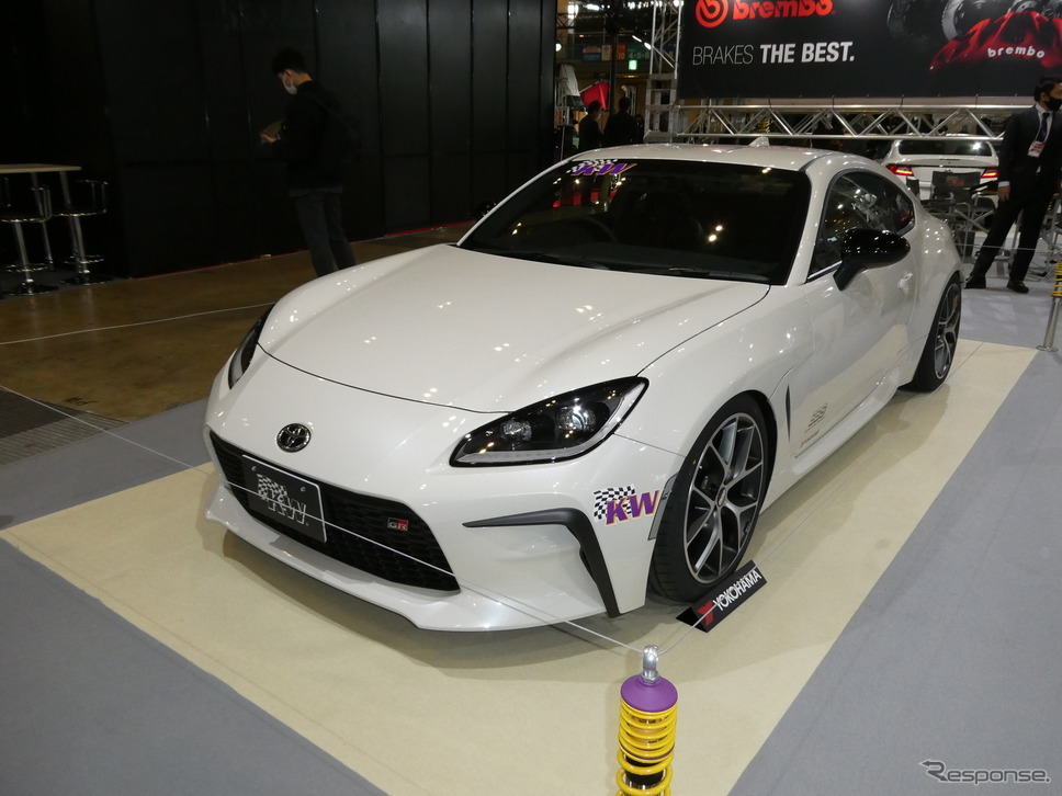 トヨタGR86（KW Ver.）（東京オートサロン2022）《写真撮影 先川知香》