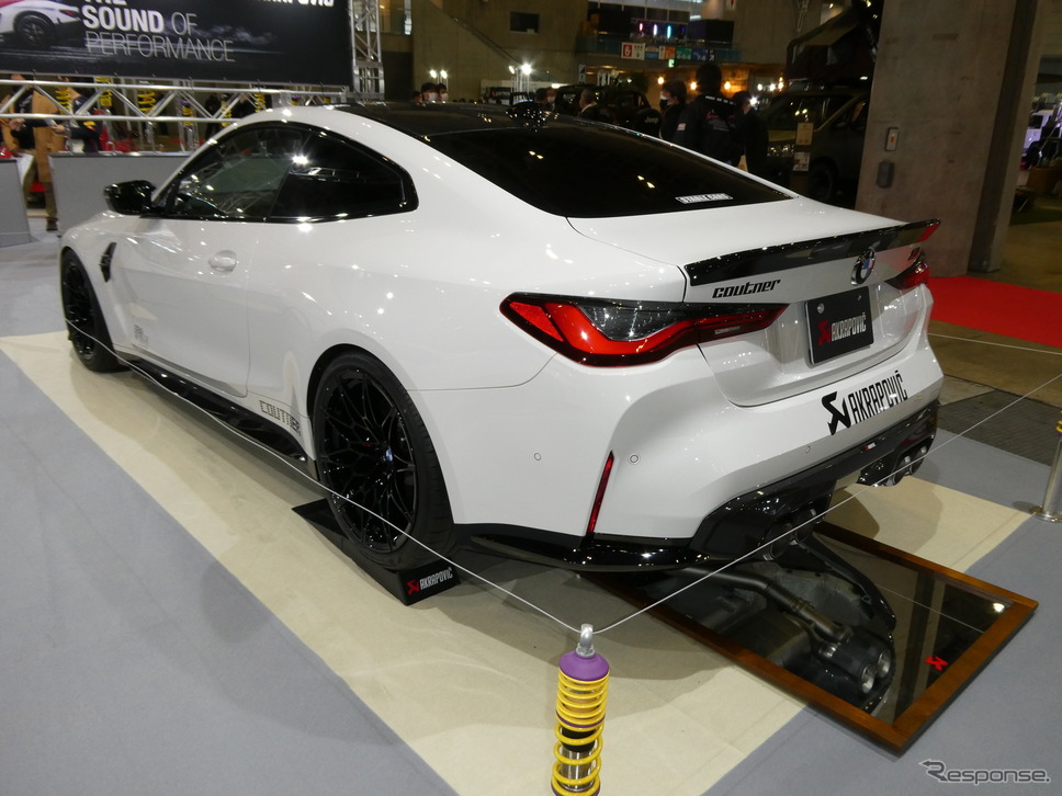 BMW M4（東京オートサロン2022）《写真撮影 先川知香》