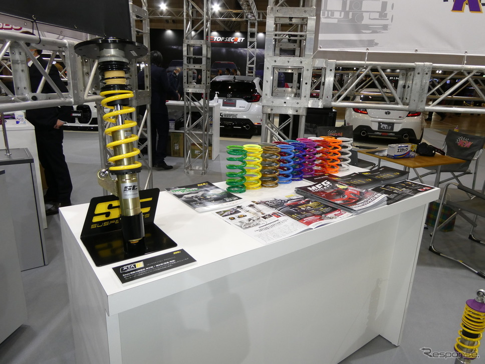 STサスペンションのラインナップ（東京オートサロン2022）《写真撮影 先川知香》