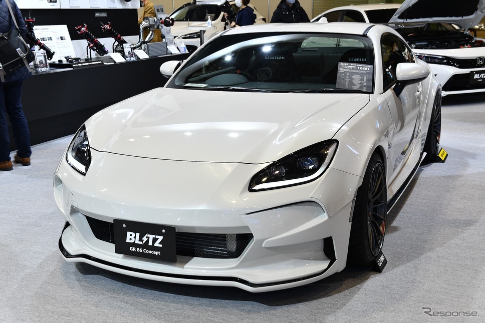 BLITZ / 東京オートサロン2022<写真撮影 野口岳彦>