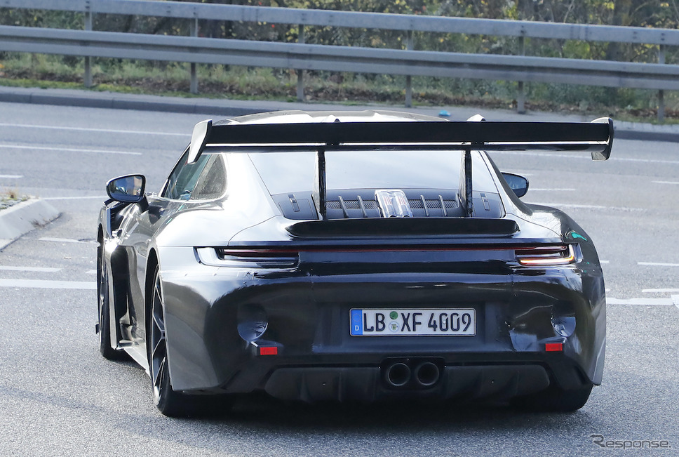 ポルシェ 911 GT3 RS 新型プロトタイプ(スクープ写真)《APOLLO NEWS SERVICE》