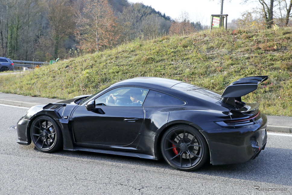 ポルシェ 911 GT3 RS 新型プロトタイプ（スクープ写真）《APOLLO NEWS SERVICE》