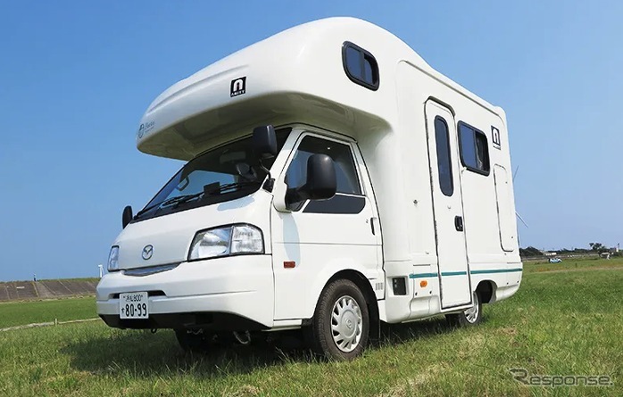 浜松市内で予約可能なキャンピングカー(AtoZアミティー)《写真提供 Carstay》