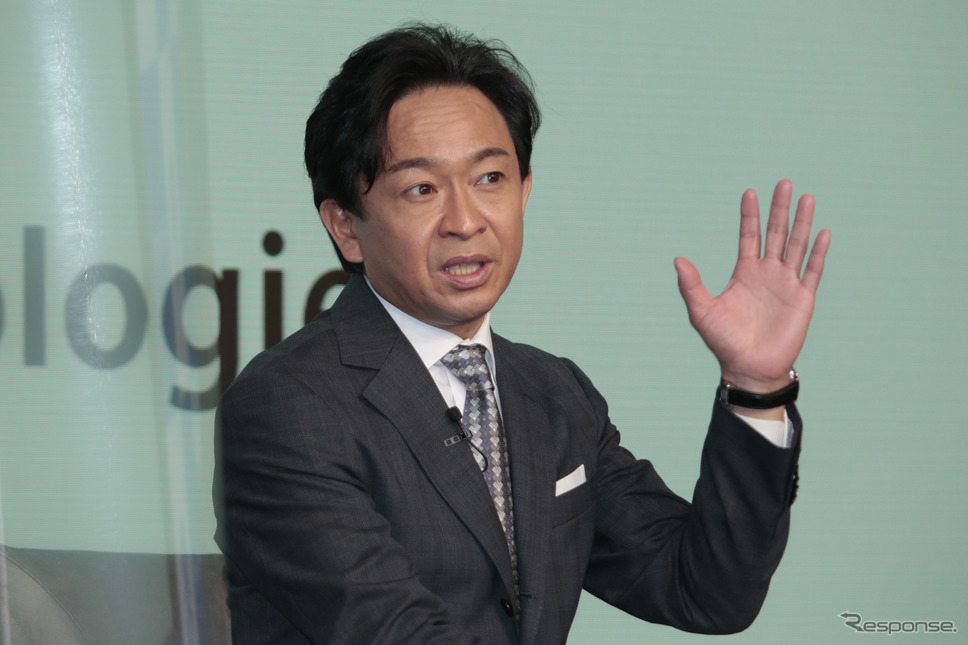 ジオテクノロジーズの会見に登壇した株式会社TOKIOの城島茂社長《写真撮影 豊崎淳》