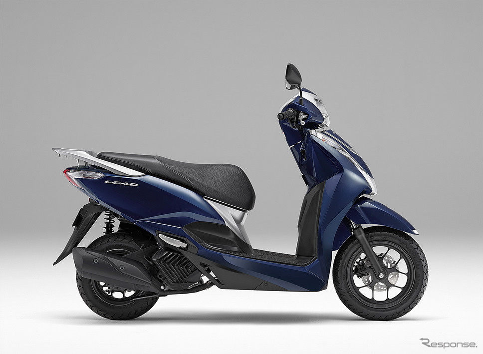 ホンダ リード125(パールダークアッシュブルー2)《写真提供 本田技研工業》