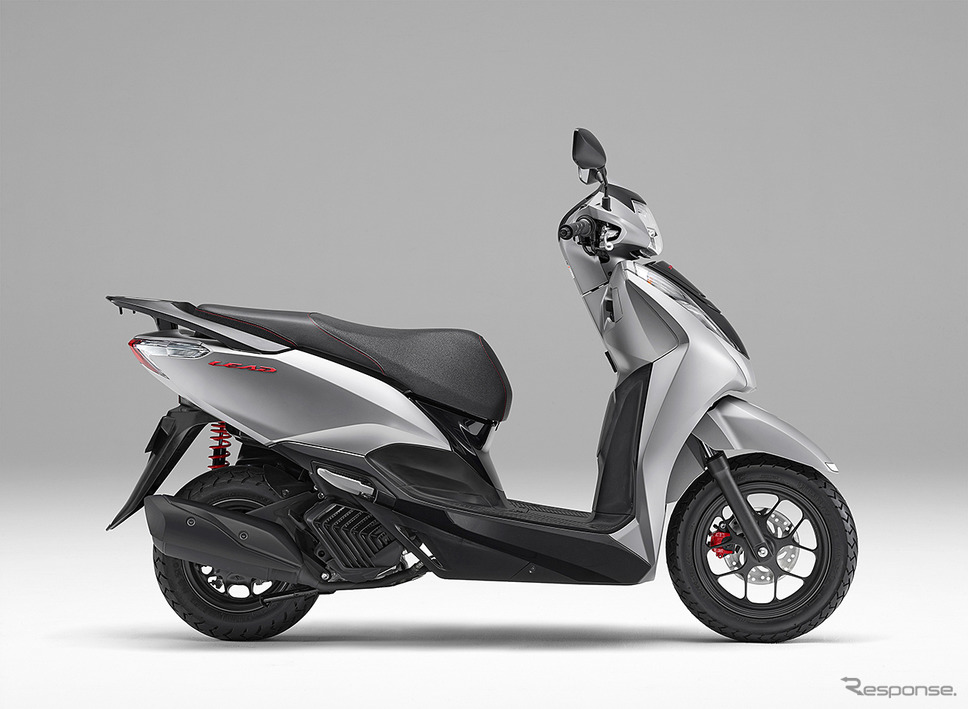 ホンダ リード125(マットテクノシルバーメタリック)《写真提供 本田技研工業》