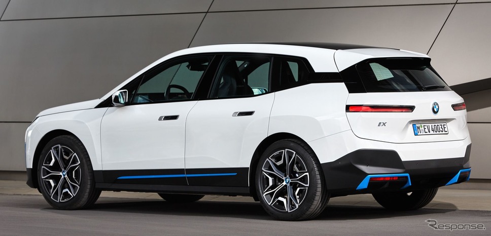 BMW iX の「xDrive40」《photo by BMW》