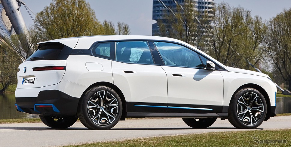 BMW iX の「xDrive40」《photo by BMW》