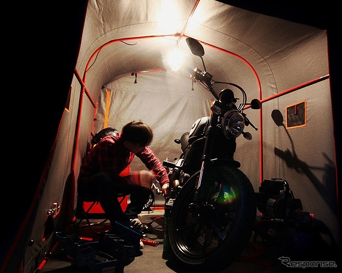 バイクガレージ2450 ブロック DCC625-GY《写真提供 ビーズ》