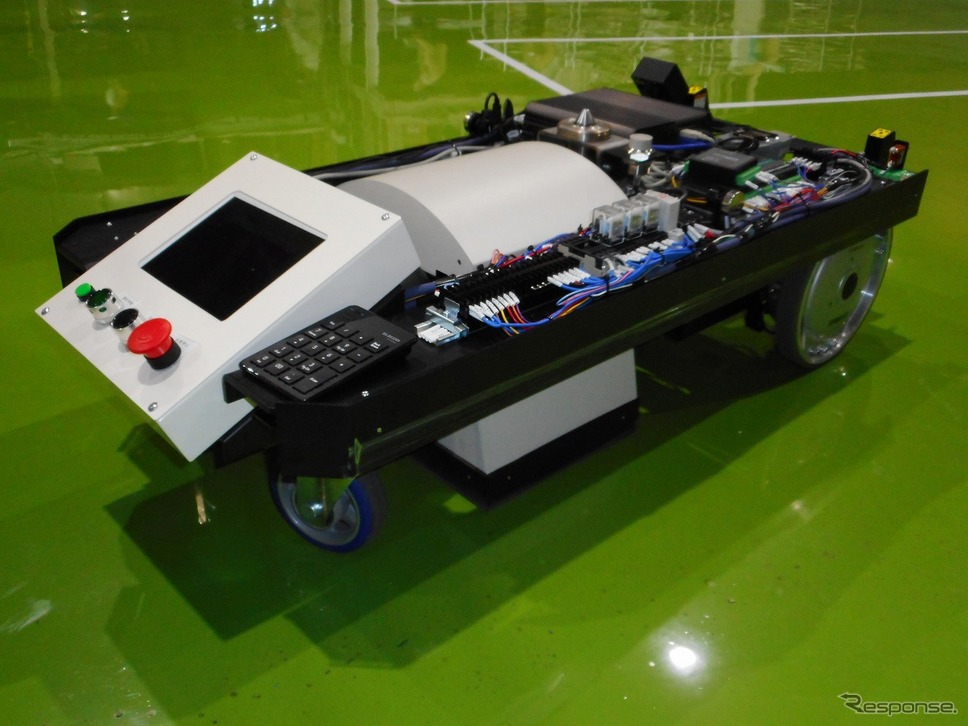 組み立て型タフネスAGV:COW-el (参考出品)《写真提供 ヤマハ発動機》