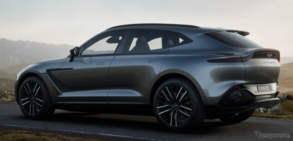 アストンマーティン DBX の2022年モデル(参考)《photo by Aston Martin》