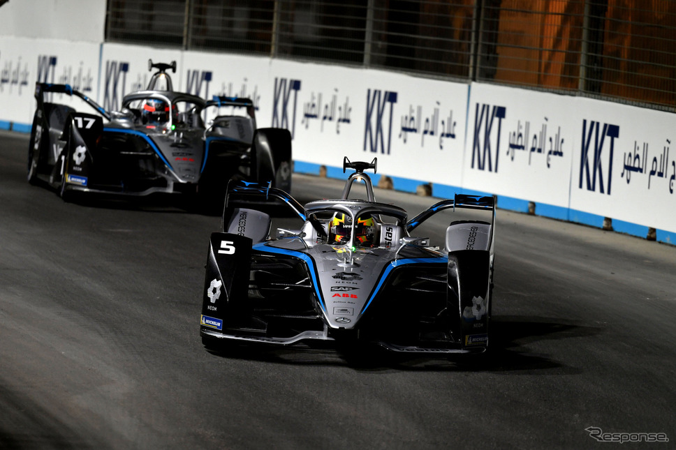 メルセデスが1-2フィニッシュを飾る《photo by Formula E》