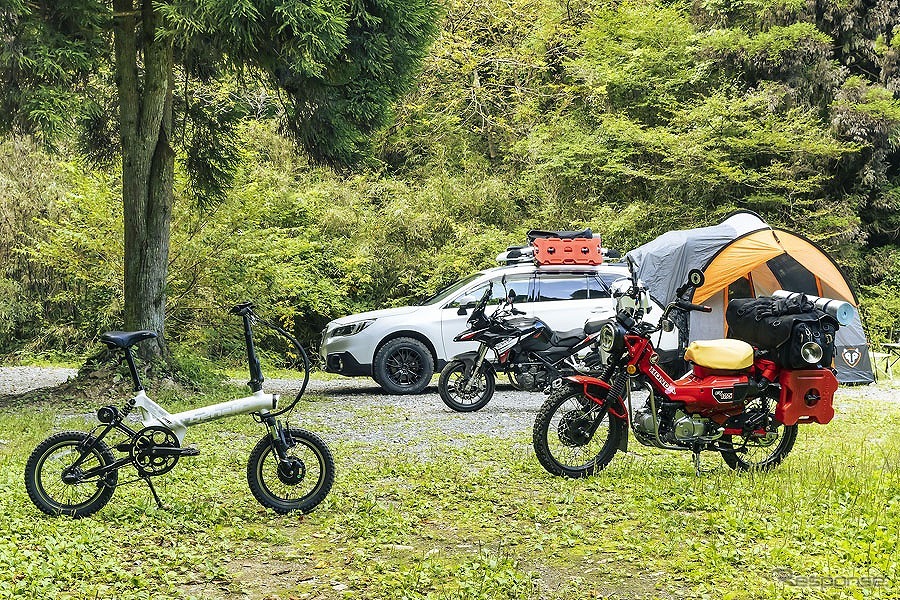 アウトドアで活躍する車両とギアの展示《写真提供 プロト》