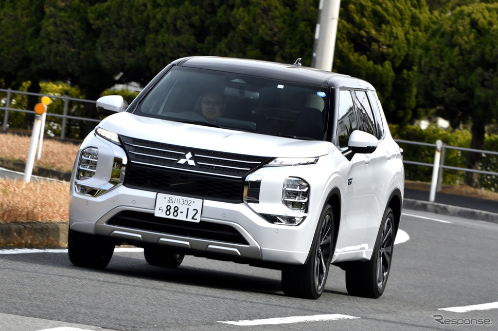 三菱 アウトランダーPHEV 新型《写真撮影 雪岡直樹》