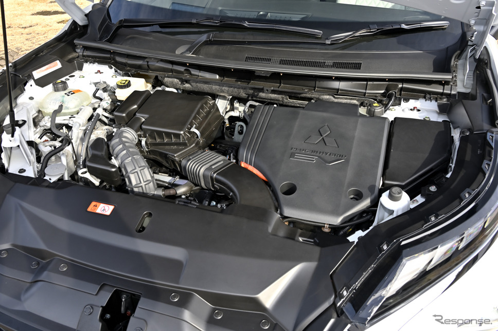 三菱 アウトランダーPHEV 新型《写真撮影 雪岡直樹》