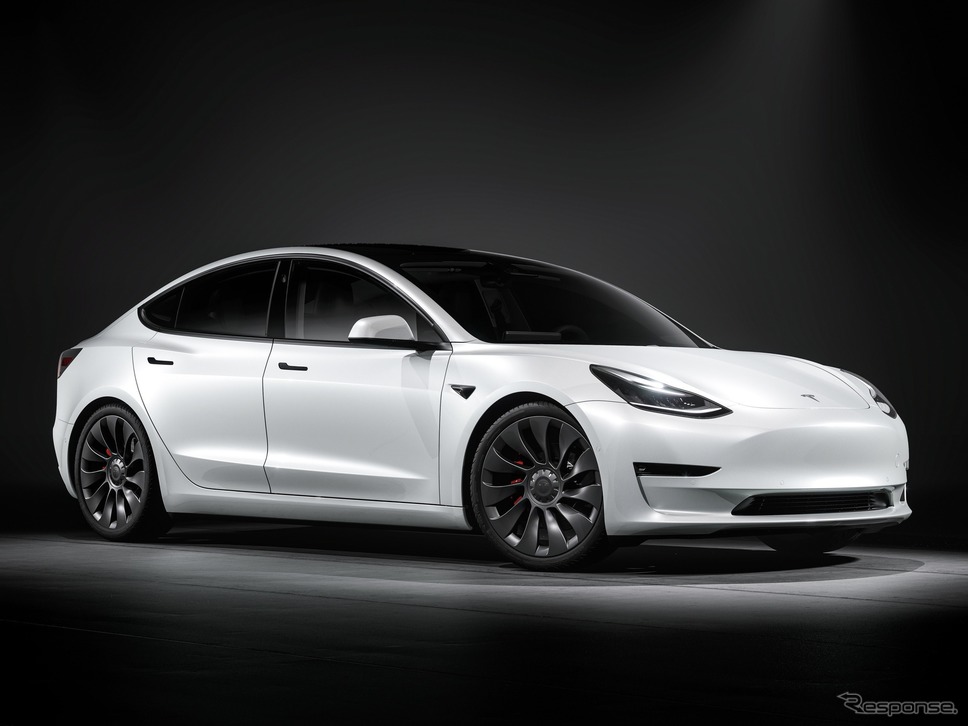 テスラ・モデル3《photo by Tesla》