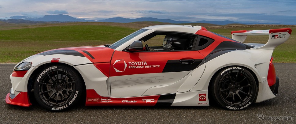 トヨタ・スープラ の実験車両《photo by Toyota》
