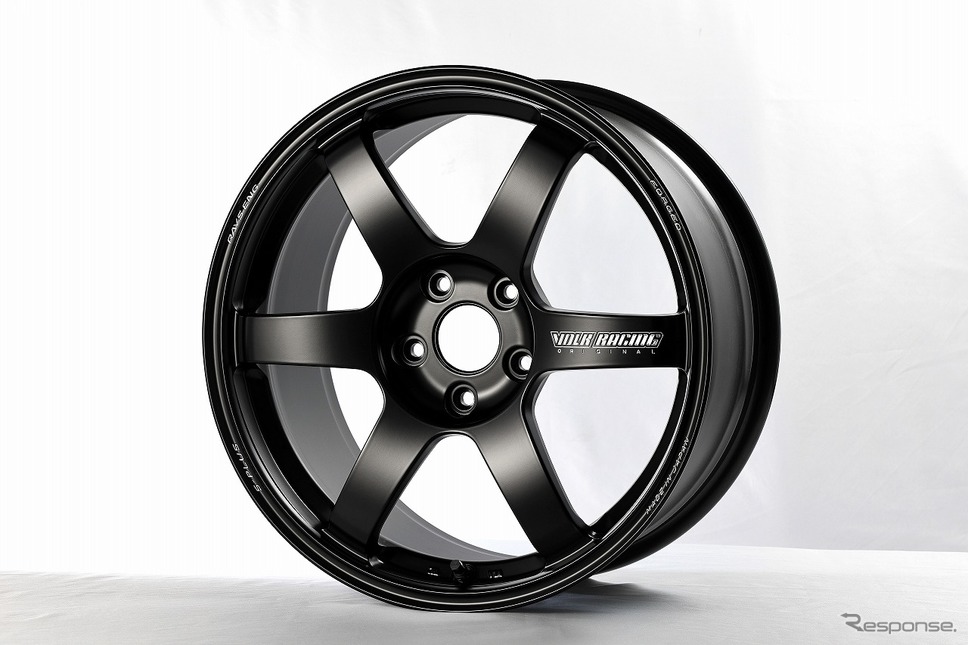RAYS VOLK RACING TE37 SAGA S-plus クラフト50周年記念モデル《写真提供 クラフト》