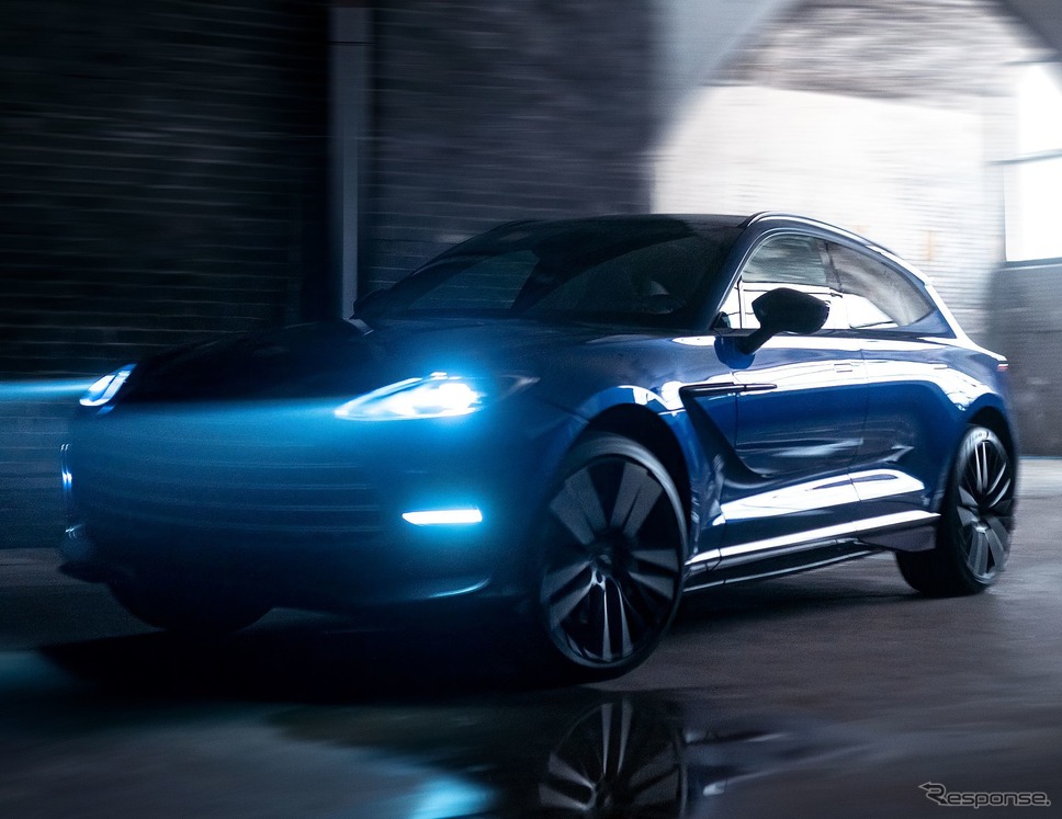 アストンマーティン DBX 707《photo by Aston Martin》