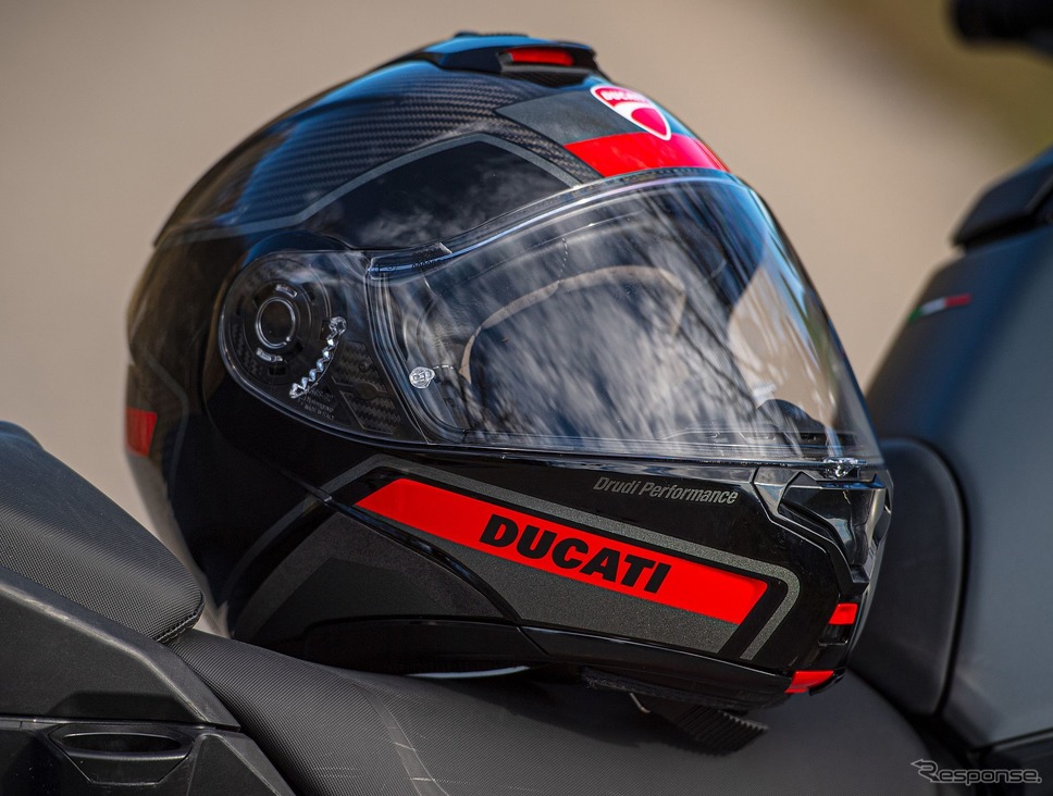ドゥカティのツーリング用ヘルメット「ホライゾンV2」《photo by Ducati》