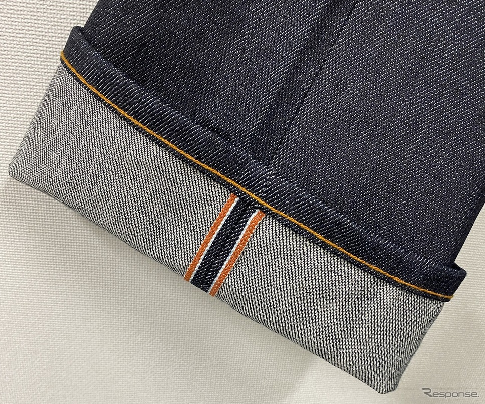 Z50th Anniversary「Z1デニム」：オレンジ耳を採用（セルヴィッチ）《写真提供 カワサキモータースジャパン》