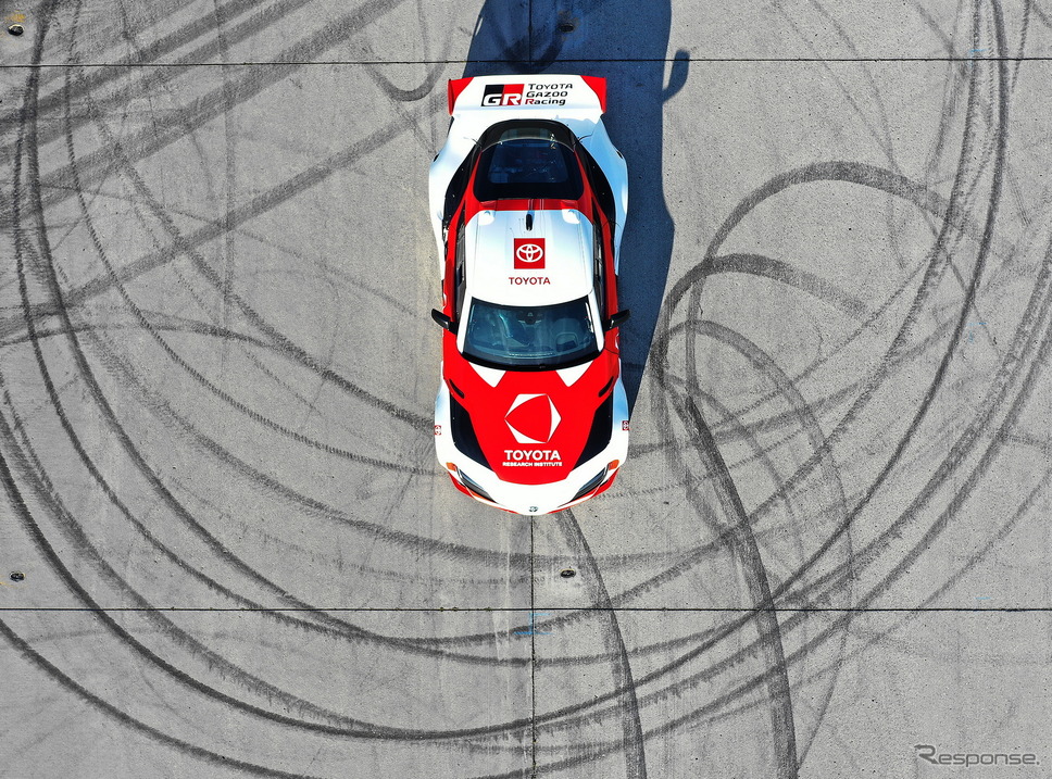 トヨタ・スープラ の実験車両《photo by Toyota》