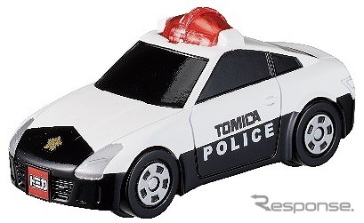 パトロールカー（赤色灯が回転）　(c) TOMY《写真提供 タカラトミー》