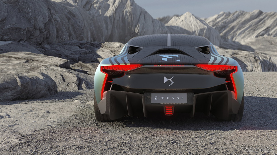 DS の E-TENSE パフォーマンス《photo by DS》