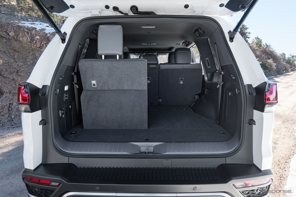 レクサス LX 新型の「F SPORT」（米国仕様）《photo by Lexus》