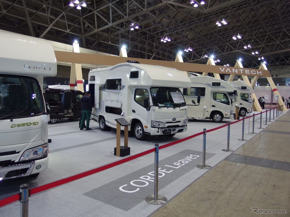 ジャパンキャンピングカーショー2022《写真撮影 高木啓》