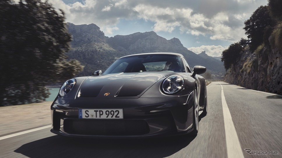 ポルシェ 911 GT3 新型の「ツーリングパッケージ」《photo by Porsche》