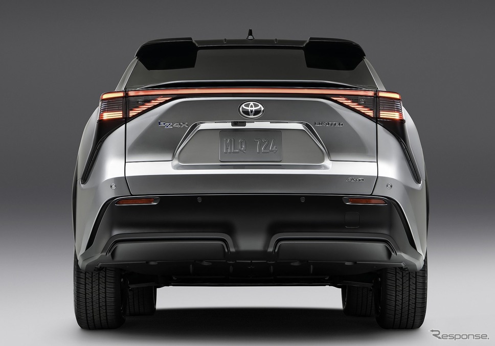 トヨタ bZ4X(米国仕様)《photo by Toyota》