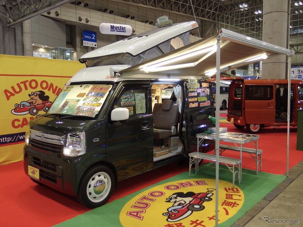 オートワン給電くん(ジャパンキャンピングカーショー2022)《写真撮影 高木啓》