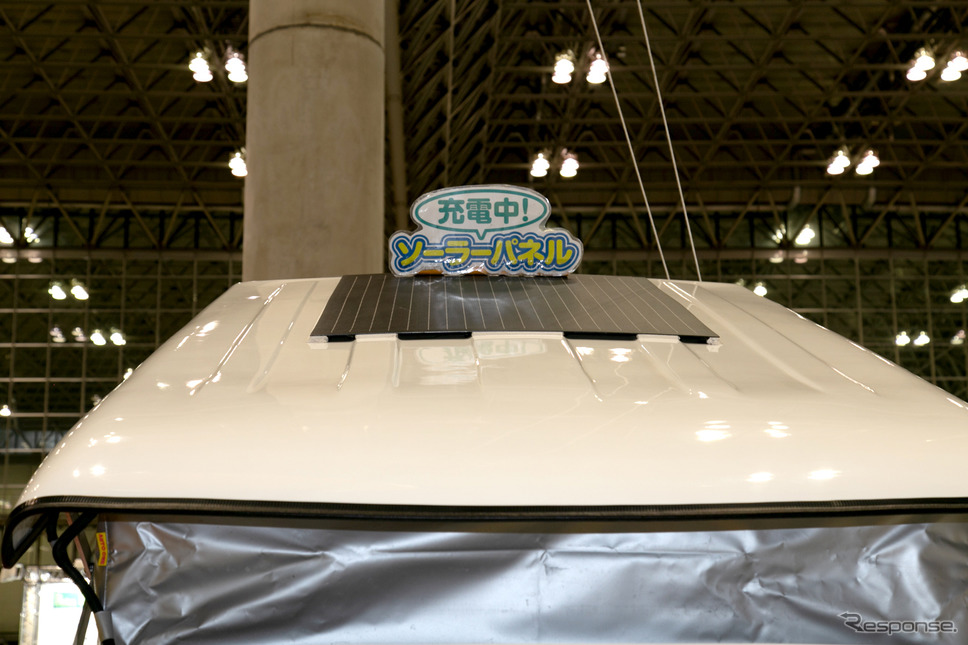 オートワン給電くん(ジャパンキャンピングカーショー2022)《写真撮影 二城利月》