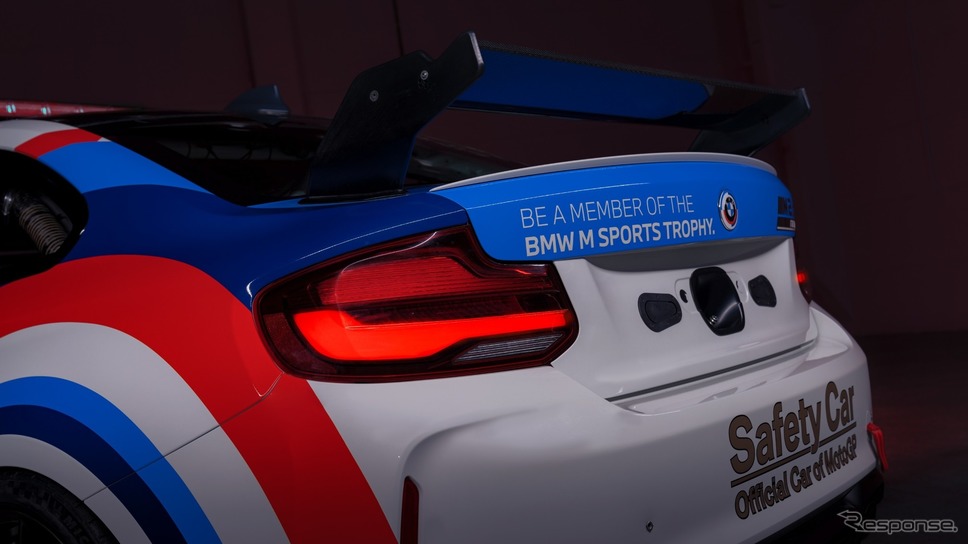BMW M2 CS レーシング のMotoGPセーフティカー《photo by BMW》