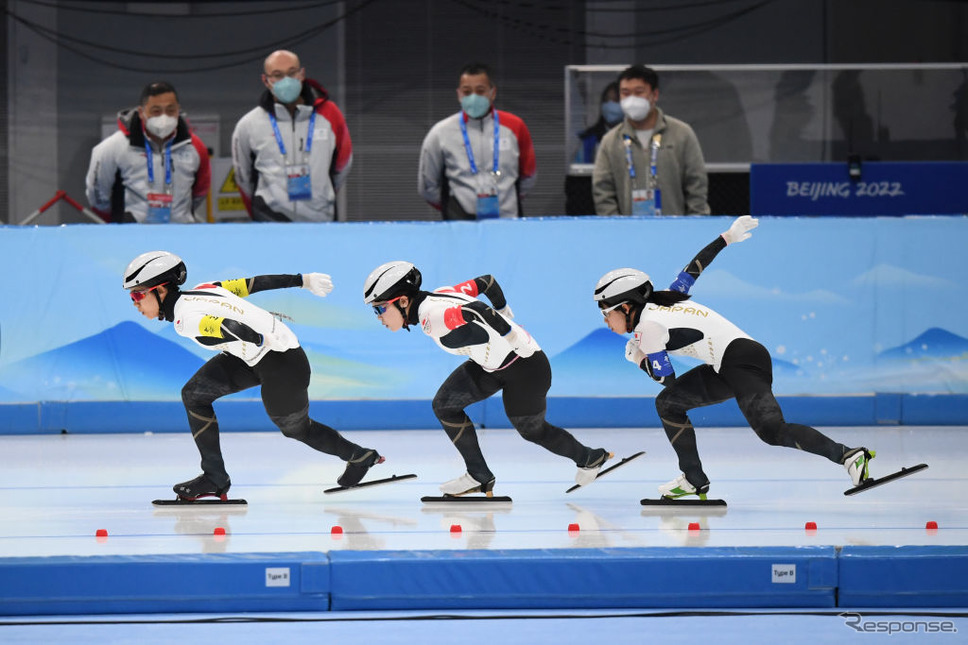 北京オリンピック2022、女子追い抜き日本チーム(2月15日)《Photo by Li Jun/China News Service via Getty Images/ゲッティイメージズ》