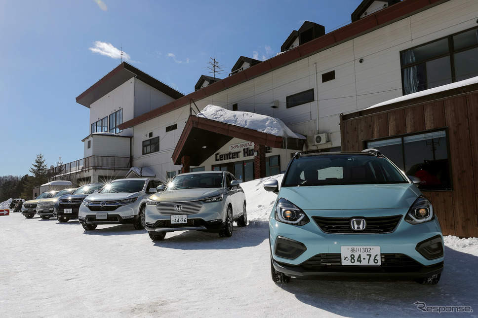 ホンダ e:HEV×4WD雪上試乗会「Honda四輪テクニカルワークショップ〜Snow Test Drive 2022」《写真提供 ホンダ》